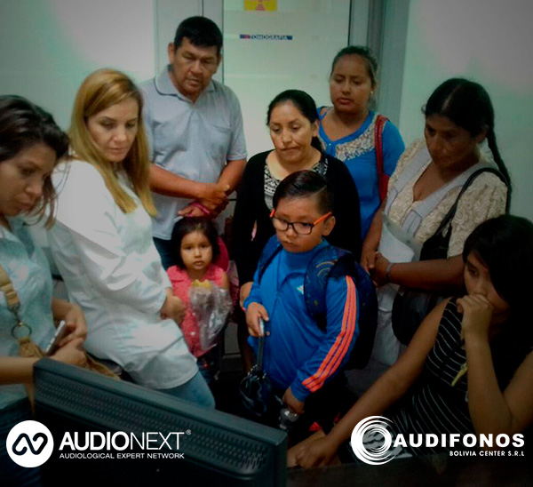 2ª Jornadas pediatricas de perdida auditiva y microtias en Bolivia-1