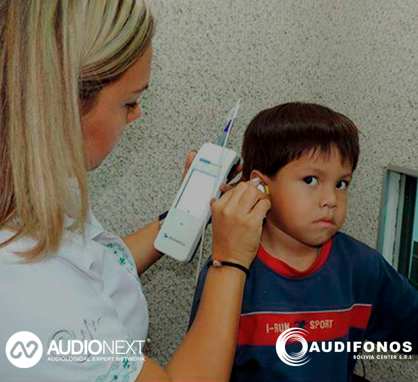 2ª Jornadas pediatricas de perdida auditiva y microtias en Bolivia-6